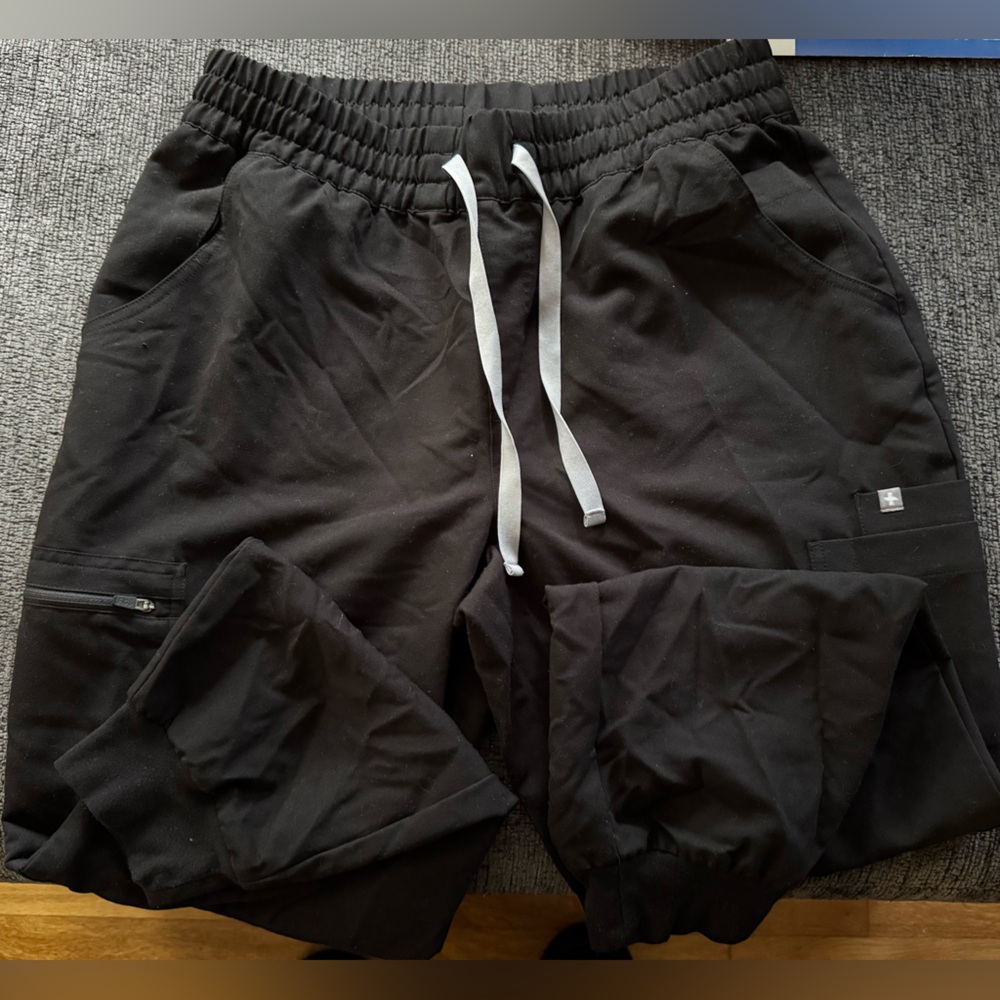 Figs Black Jogger Scrub Pants